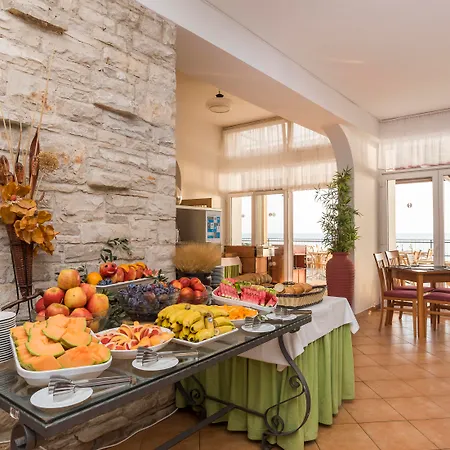 Savudrija Plava Laguna Apartamento *